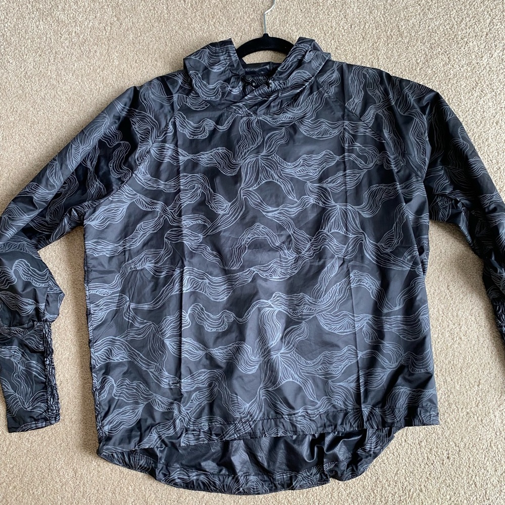 Brooks Women’s LSD pullover Small